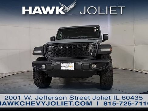 Used 2024 Jeep Wrangler Unlimited Sport AWD/4WD image 3