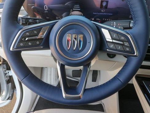 New 2026 Buick Enclave Avenir w/ Super Cruise Package image 17