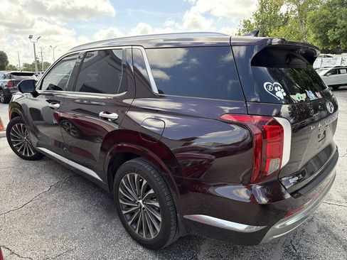Used 2024 Hyundai Palisade Calligraphy FWD image 7