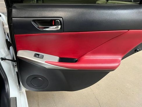 Used 2016 Lexus IS 200t w/ F Sport Package RWD image 13