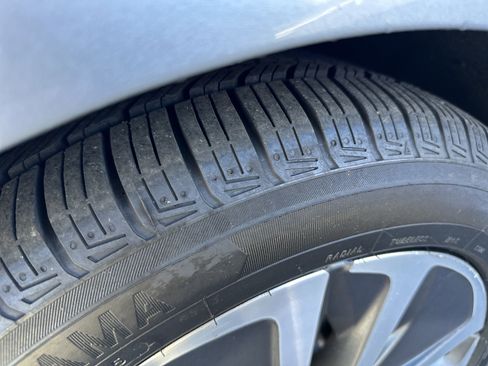 Used 2021 Honda Accord Hybrid image 12