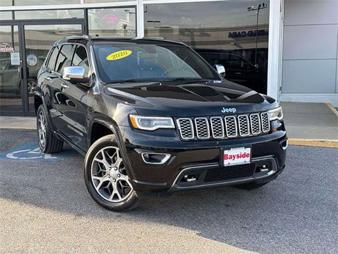 Used 2020 Jeep Grand Cherokee Overland image 2