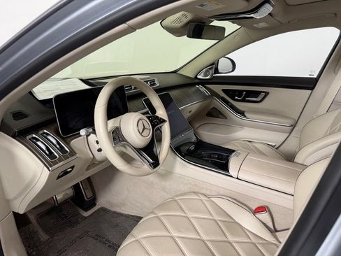 Used 2022 Mercedes-Benz Maybach S 580 4MATIC image 4
