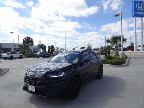 Certified 2023 Honda HR-V Sport image 1