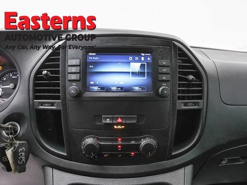 Used 2022 Mercedes-Benz Metris image 12