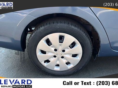 Used 2007 Toyota Yaris Sedan w/ PWR Pkg w/Steel Wheels FWD image 26