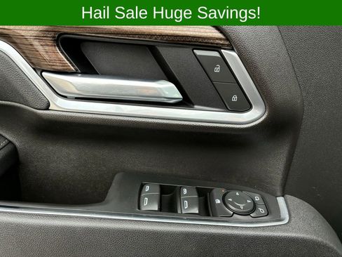 Used 2025 Chevrolet Silverado 2500 LT w/ Convenience Package AWD/4WD image 6