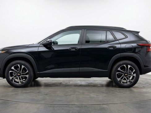 Used 2025 Chevrolet TrailBlazer LT image 5