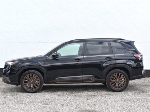Used 2025 Subaru Forester Sport AWD/4WD image 9