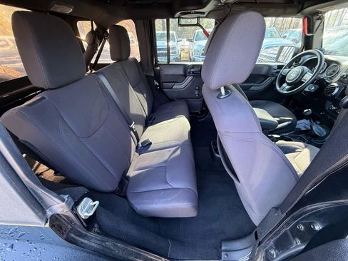 Used 2013 Jeep Wrangler Unlimited Sport AWD/4WD image 29