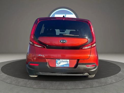 Used 2021 Kia Soul LX FWD image 11