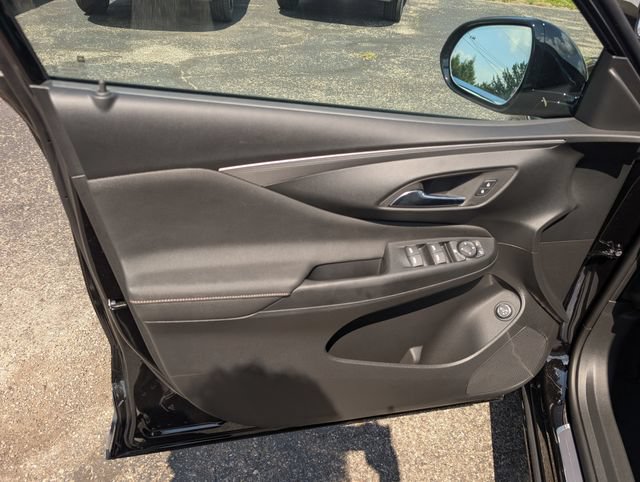 New 2026 Buick Envista Avenir FWD image 12