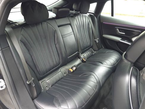 Used 2023 Mercedes-Benz EQS 450+ 4MATIC Sedan image 17