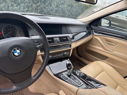 Used 2012 BMW 528i xDrive Sedan image 19