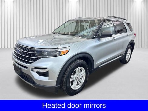 Certified 2022 Ford Explorer XLT w/ Equipment Group 202A image 14