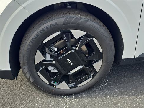 New 2026 Kia Carnival EX image 37