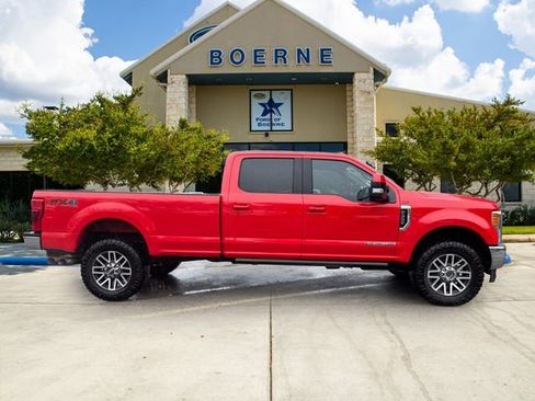 Used 2019 Ford F350 Lariat w/ Lariat Ultimate Package AWD/4WD image 3