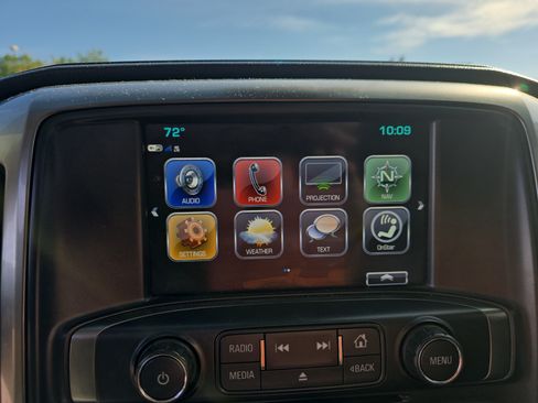 Used 2019 Chevrolet Silverado 2500 LTZ w/ Vortec Plus Package AWD/4WD image 25