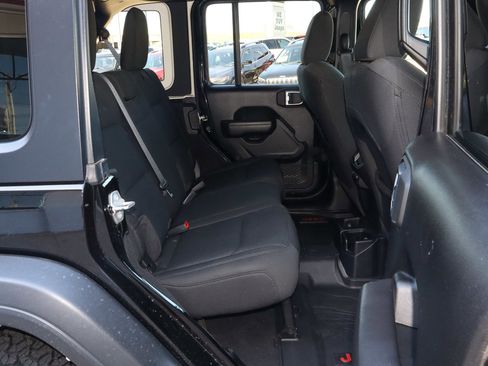 Used 2021 Jeep Wrangler Unlimited Sport AWD/4WD image 25