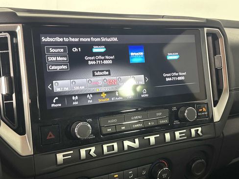 Used 2025 Nissan Frontier SV RWD image 35