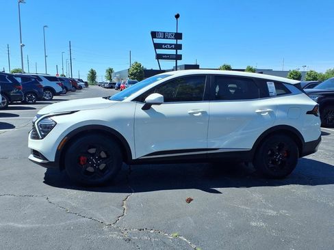 Used 2025 Kia Sportage LX FWD image 24