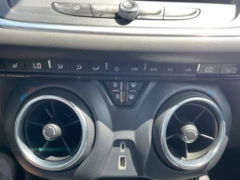 Used 2023 Chevrolet Blazer LT w/ Convenience Package image 23