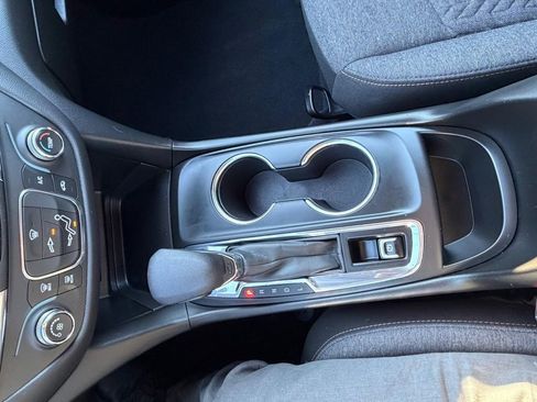 Used 2022 Chevrolet Equinox LT image 27