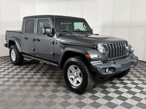 Used 2020 Jeep Gladiator Sport w/ Quick Order Package 24S AWD/4WD image 7