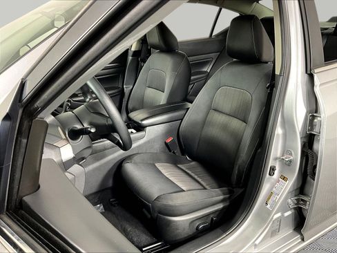 Certified 2024 Nissan Altima 2.5 SV FWD image 21