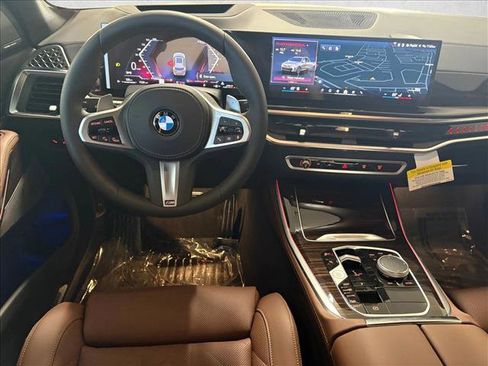 Used 2026 BMW X5 xDrive40i w/ M Sport Package AWD/4WD image 15
