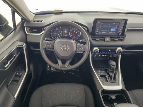 Used 2019 Toyota RAV4 XLE w/ Convenience Package image 18