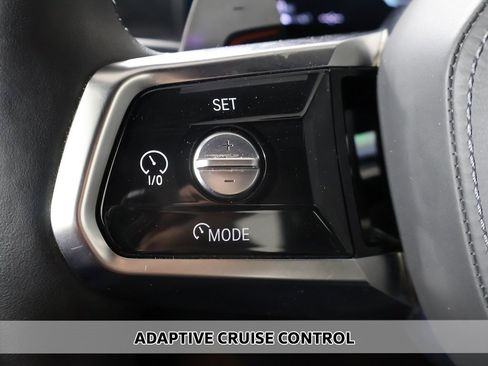 Used 2025 BMW 740i xDrive image 6