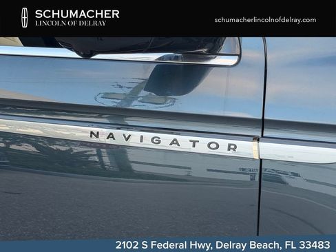 New 2026 Lincoln Navigator Premiere AWD/4WD image 10