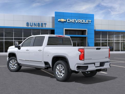 New 2026 Chevrolet Silverado 2500 High Country AWD/4WD image 3