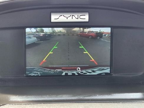 Used 2018 Ford Escape SE w/ SE Sport Appearance Package FWD image 29