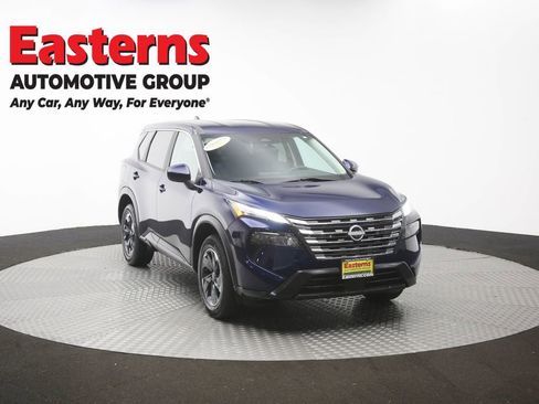 Used 2024 Nissan Rogue SV AWD/4WD image 50