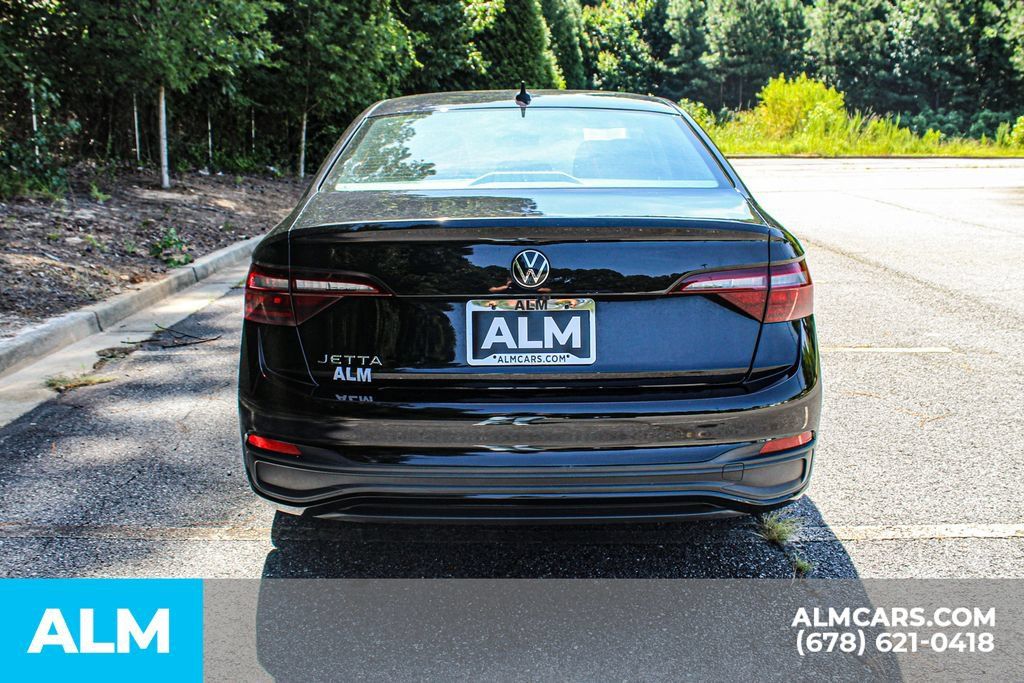 Used 2024 Volkswagen Jetta S FWD image 9