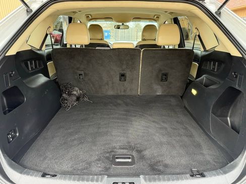 Used 2016 Ford Edge SEL w/ Equipment Group 201A AWD/4WD image 18