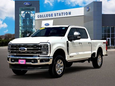 Certified 2024 Ford F250 King Ranch w/ Chrome Package AWD/4WD image 2
