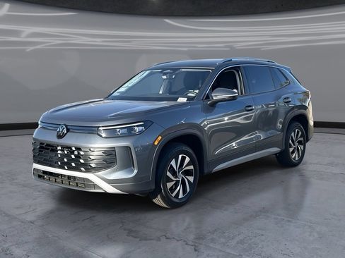 New 2026 Volkswagen Tiguan S AWD/4WD image 1