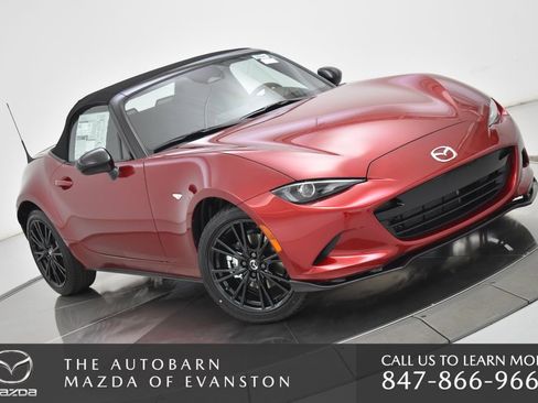 New 2026 MAZDA MX-5 Miata Club w/ Weather Package RWD image 2