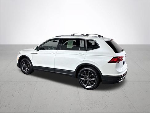 Certified 2023 Volkswagen Tiguan SE AWD/4WD image 9