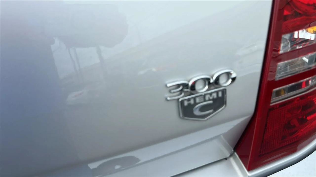 Used 2007 Chrysler 300 C RWD image 37