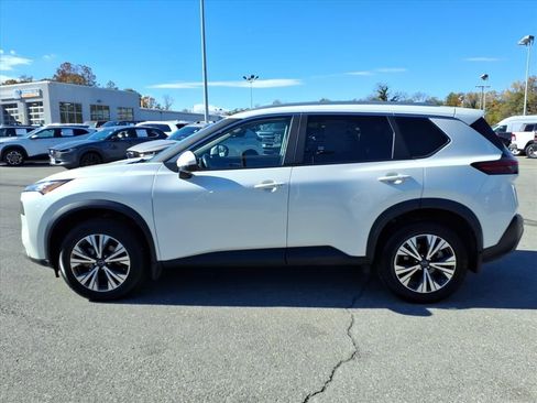 Used 2023 Nissan Rogue SV w/ SV Premium Package image 7