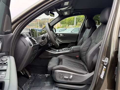 New 2026 BMW X5 sDrive40i w/ M Sport Package RWD image 9
