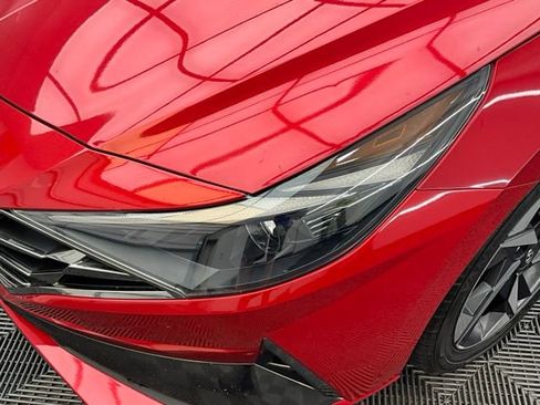 Used 2021 Hyundai Elantra SEL w/ Convenience + Premium Package FWD image 23