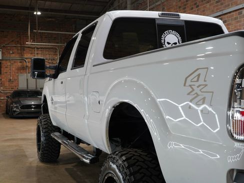 Used 2012 Ford F250 Lariat AWD/4WD image 19