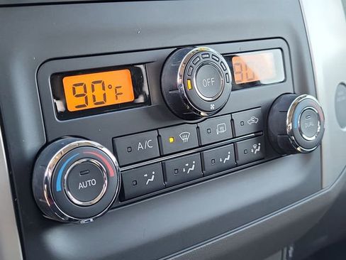 Used 2021 Nissan Frontier PRO-4X w/ Pro-4x Utility Package image 28