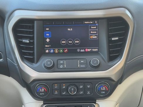 Used 2020 GMC Acadia Denali w/ Denali Ultimate Package AWD/4WD image 21