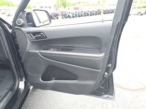 Used 2025 Dodge Durango GT AWD/4WD image 40